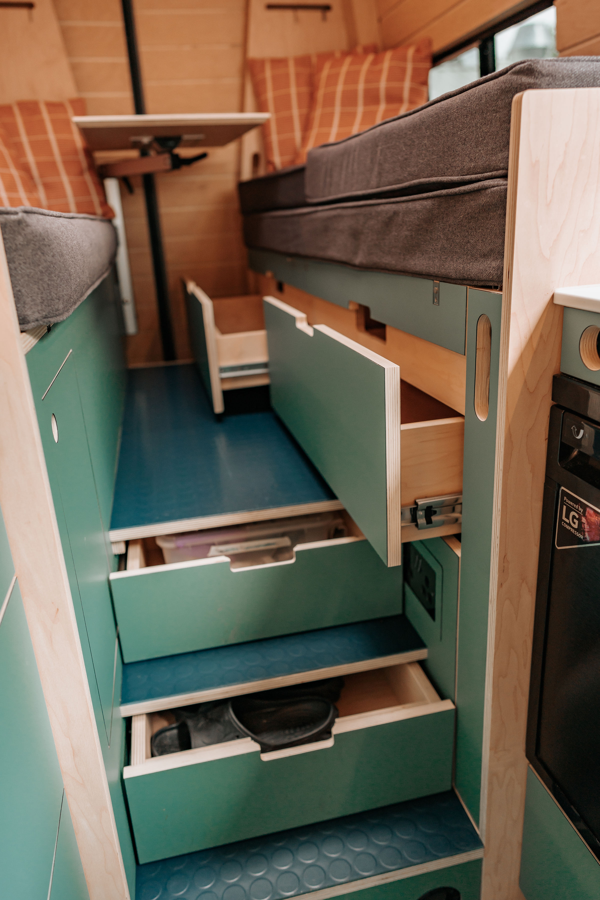 Hannah & Catherine photo