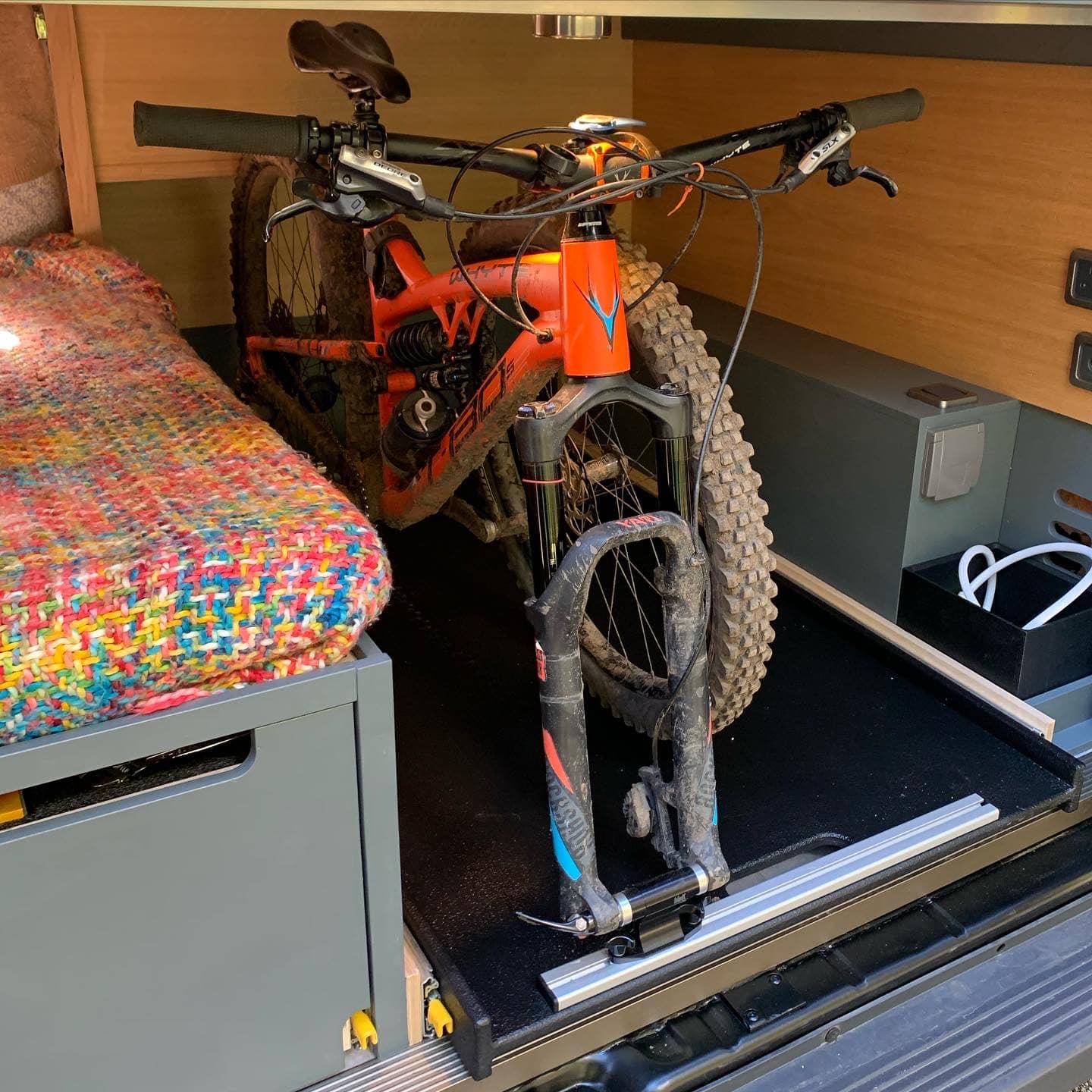 Citroen MWB Bikers van image 3