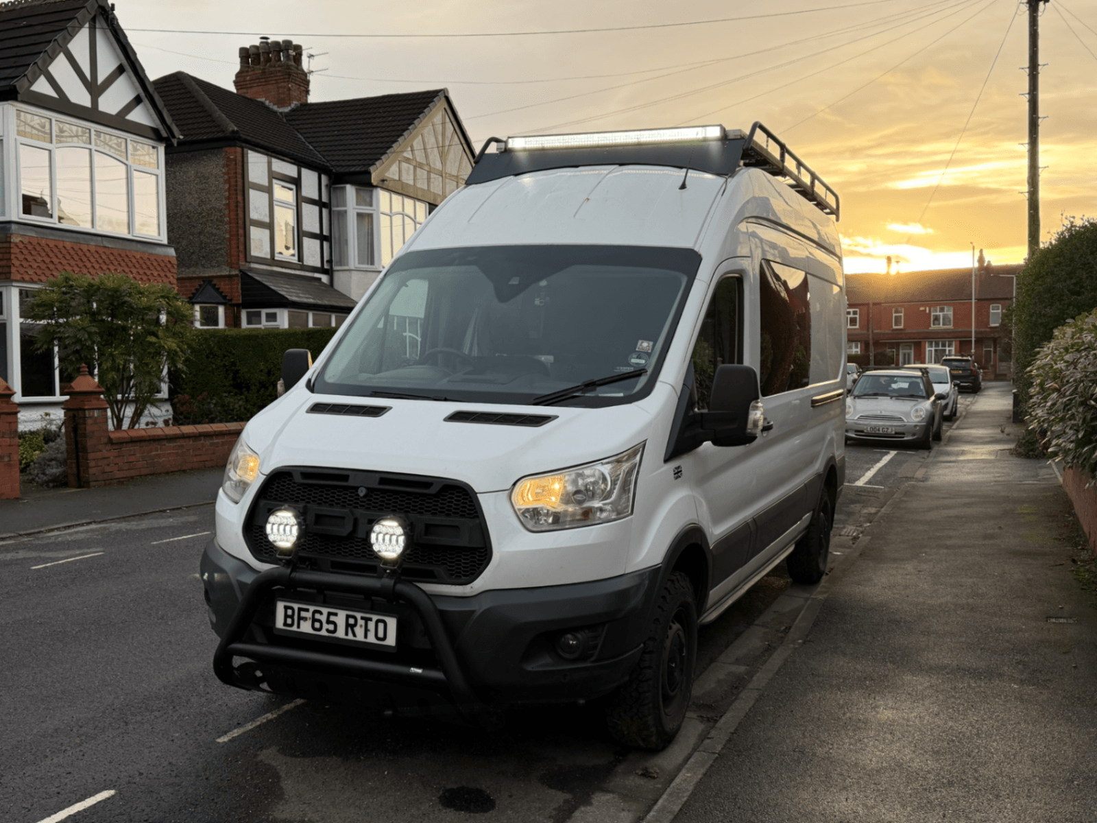 Ford Transit photo
